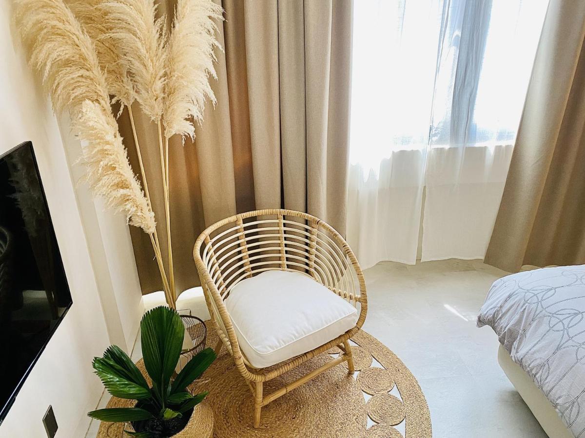 安平言寓包棟旅宿 Ian Apt Tainan Buitenkant foto